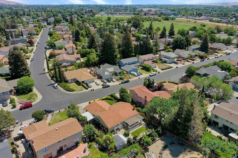 1645 Moraga Dr, Fairfield, CA 94534 photo 57