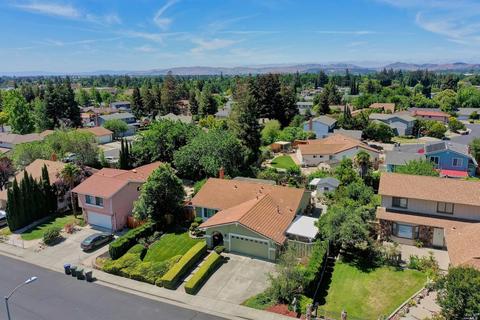 1645 Moraga Dr, Fairfield, CA 94534 photo 5
