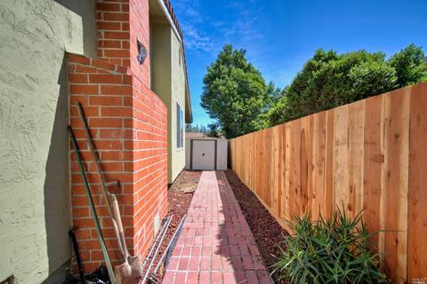 1645 Moraga Dr, Fairfield, CA 94534 photo 40