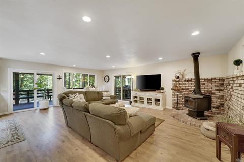 25040 Cobb Dr, Willits, CA 95490 photo 4
