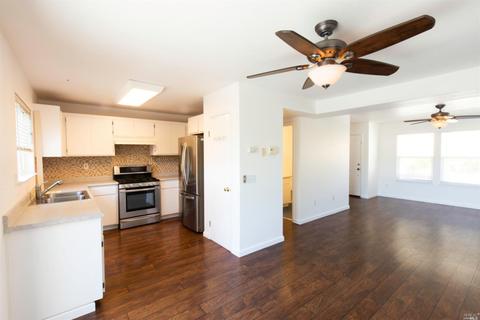 185 Quarry Ridge Ct, Healdsburg, CA 95448 photo 2