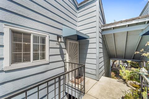 141 Lighthouse Dr, Vallejo, CA 94590 photo 1