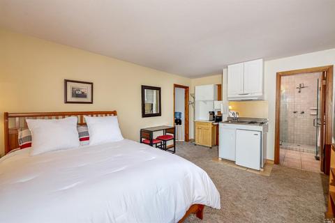 9750 Brooks Rd S, Windsor, CA 95492 photo 17