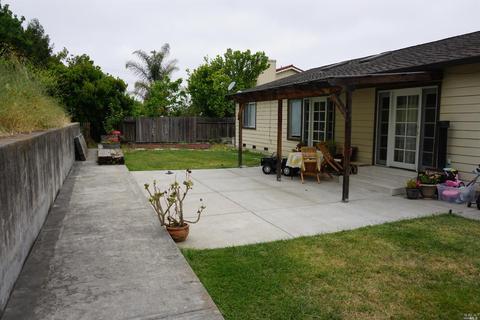331 Dapple Dr, Vallejo, CA 94591 photo 7
