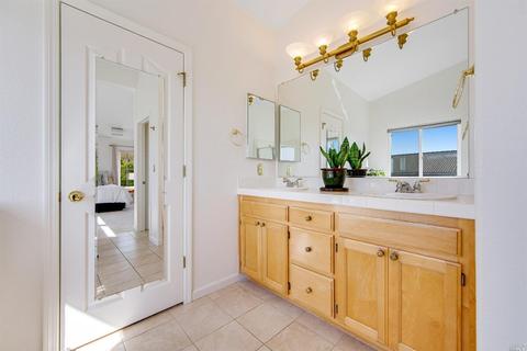 262 Windsor Dr, Petaluma, CA 94952 photo 31