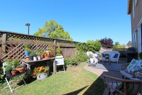 262 Windsor Dr, Petaluma, CA 94952 photo 37
