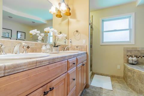 300 E L St, Benicia, CA 94510 photo 20