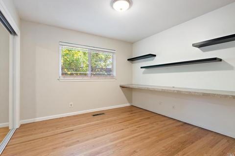 71 Emerald Cir, Vallejo, CA 94589 photo 22