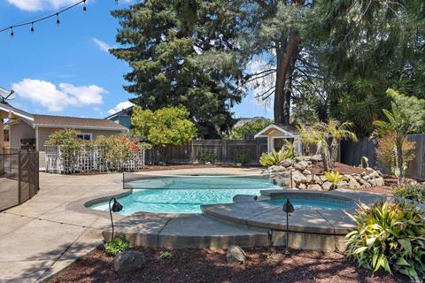 71 Emerald Cir, Vallejo, CA 94589 photo 34