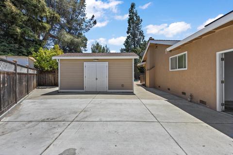 71 Emerald Cir, Vallejo, CA 94589 photo 42