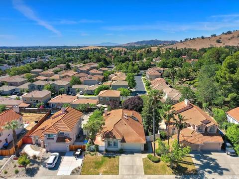 130 Glen Eagle Way, Vacaville, CA 95688 photo 3