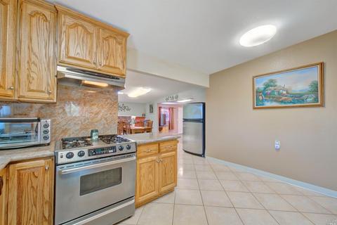 367 Trinity Dr, Vacaville, CA 95687 photo 29