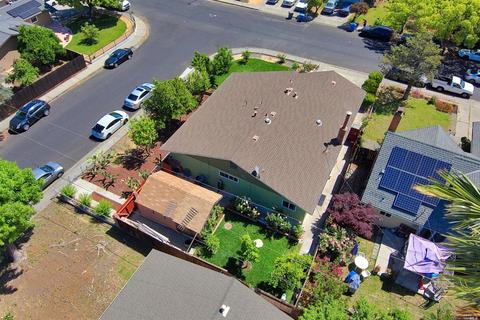 367 Trinity Dr, Vacaville, CA 95687 photo 11