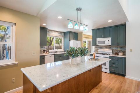 371 Wilson Ln, Windsor, CA 95492 photo 9