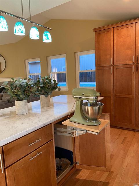 371 Wilson Ln, Windsor, CA 95492 photo 11