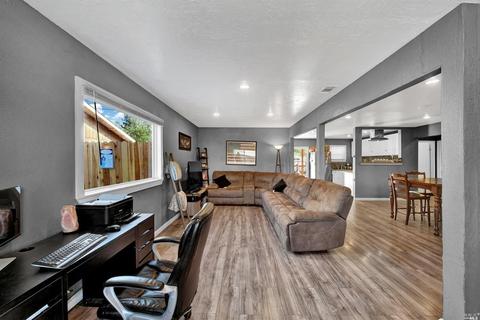 365 Elder St, Vacaville, CA 95688 photo 8