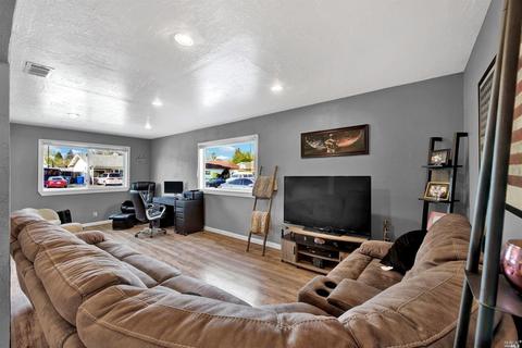 365 Elder St, Vacaville, CA 95688 photo 9