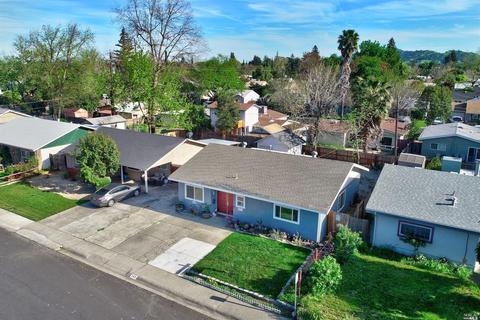 365 Elder St, Vacaville, CA 95688 photo 4