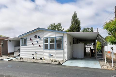 8007 Cliffrose St, Windsor, CA 95492 photo 3