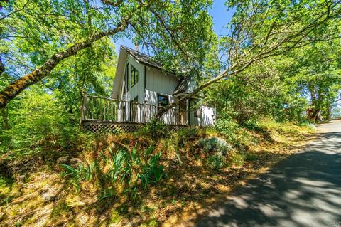 498 Toyon St, Angwin, CA 94508 photo 2