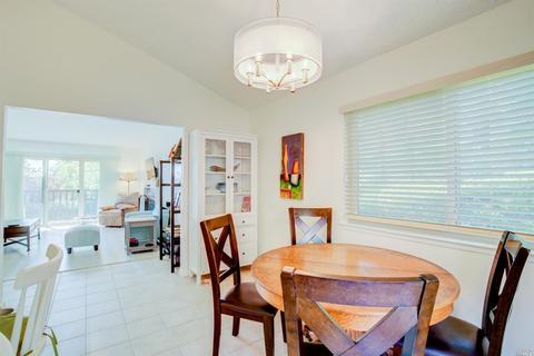 166 Kathy Ellen Dr, Vallejo, CA 94591 photo 13