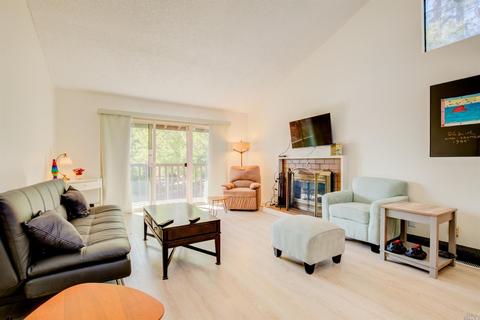 166 Kathy Ellen Dr, Vallejo, CA 94591 photo 9
