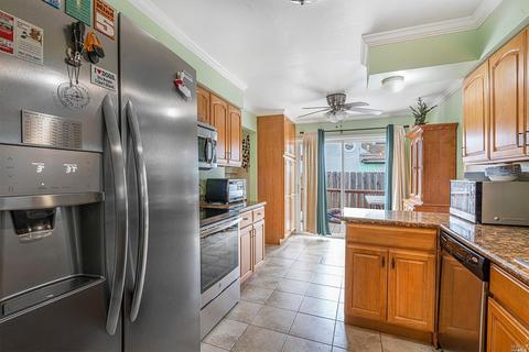 1504 Sarkesian Dr, Petaluma, CA 94954 photo 8