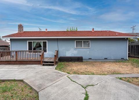 1504 Sarkesian Dr, Petaluma, CA 94954 photo 18