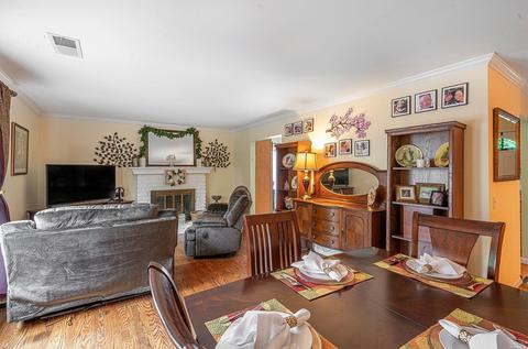 1504 Sarkesian Dr, Petaluma, CA 94954 photo 4