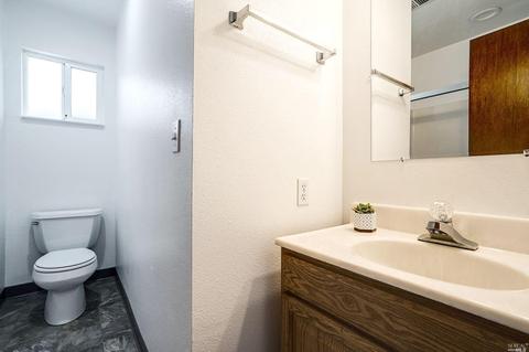 35 4th St, Windsor, CA 95492 photo 16