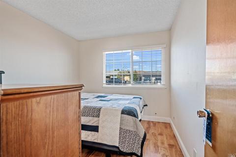 181 Molina St, Vallejo, CA 94591 photo 27