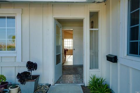 181 Molina St, Vallejo, CA 94591 photo 4