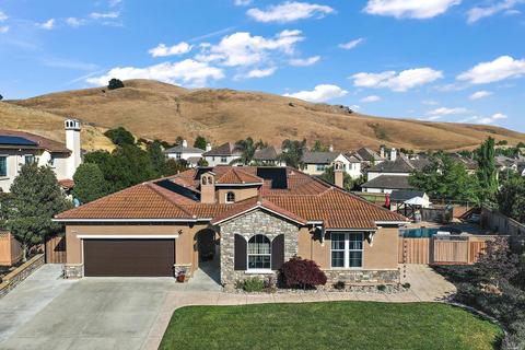 1710 Landmark Dr, Vallejo, CA 94591 photo 2