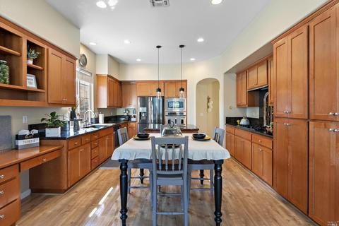 1710 Landmark Dr, Vallejo, CA 94591 photo 15