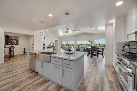 520 Discovery Bay Blvd, Discovery Bay, CA 94505 photo 3