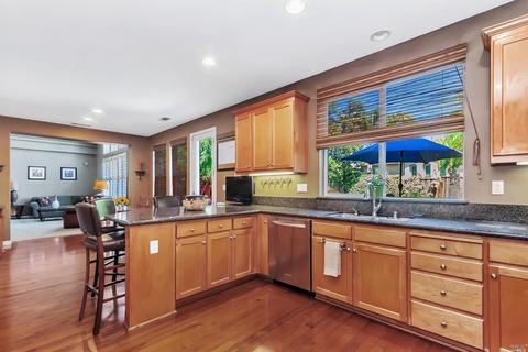 387 Wool Ct, Benicia, CA 94510 photo 9