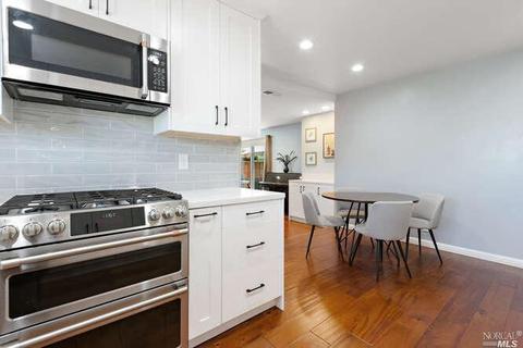 7100 York Ct, Dublin, CA 94568 photo 11