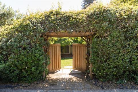 2 Walker Rd, Mill Valley, CA 94941 photo 2