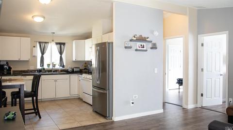 2201 Peacock Dr, Willits, CA 95490 photo 4