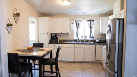 2201 Peacock Dr, Willits, CA 95490 photo 5
