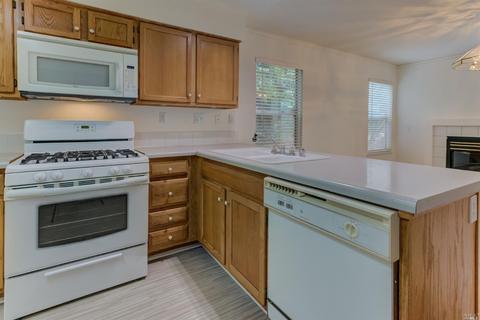 223 Clearpointe Dr, Vallejo, CA 94591 photo 8