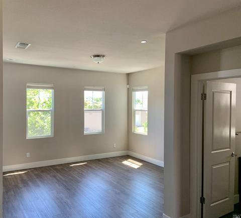 8267 Lancaster Dr, Cotati, CA 94931 photo 11