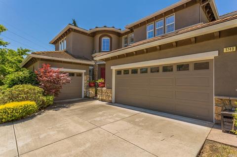 1743 Landmark Dr, Vallejo, CA 94591 photo 2