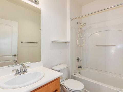 7287 Willow Creek Cir, Vallejo, CA 94591 photo 19