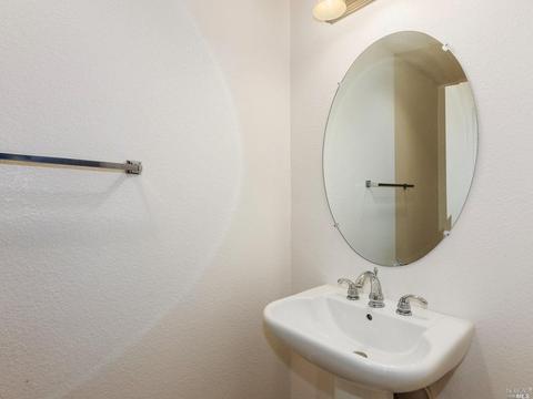 7287 Willow Creek Cir, Vallejo, CA 94591 photo 11