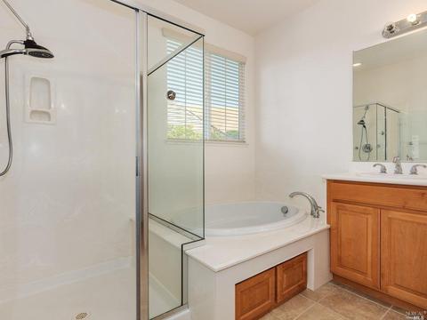 7287 Willow Creek Cir, Vallejo, CA 94591 photo 17