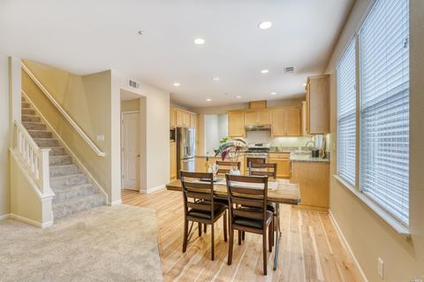 38 Windsor Ct, Napa, CA 94558 photo 8