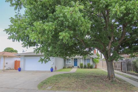 1386 Sanderling Dr, Fairfield, CA 94533 photo 3