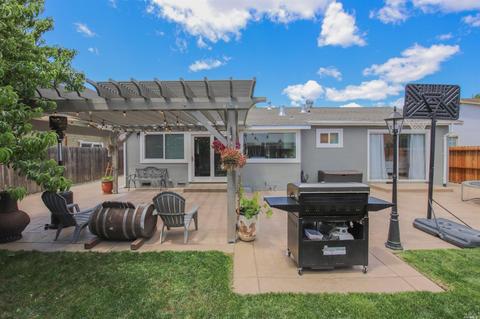 1386 Sanderling Dr, Fairfield, CA 94533 photo 32