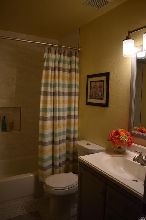 Undisclosed, Vallejo, CA 94589 photo 22